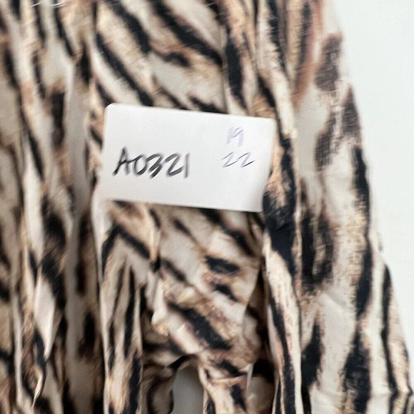 Tart Women’s Leopard Print Long Sleeve Top Sz M Blouse Ruffle Bell Sleeve Tan ** - Picture 11 of 11